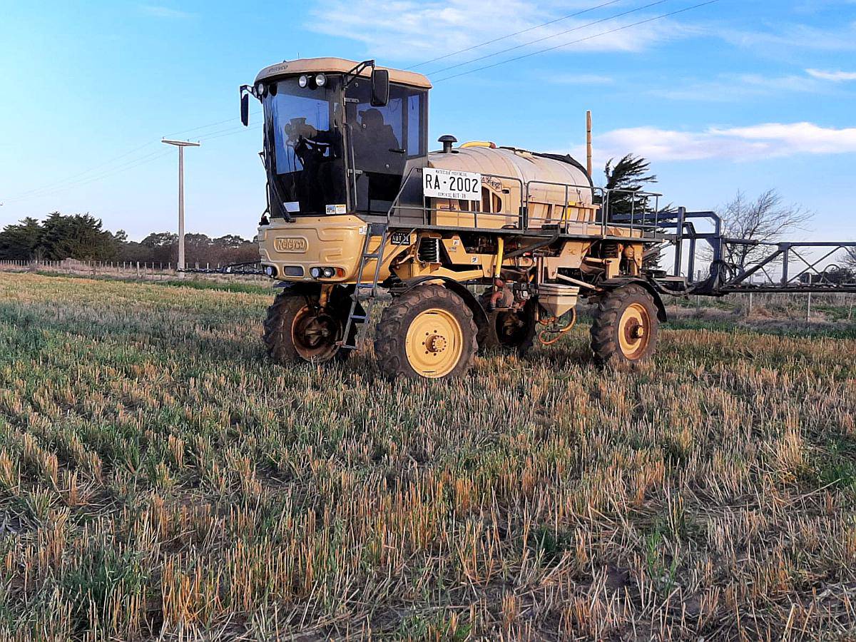 Pulverizador Releyco, año 2006, Botalon 26 Mts, Cuatro Corte
