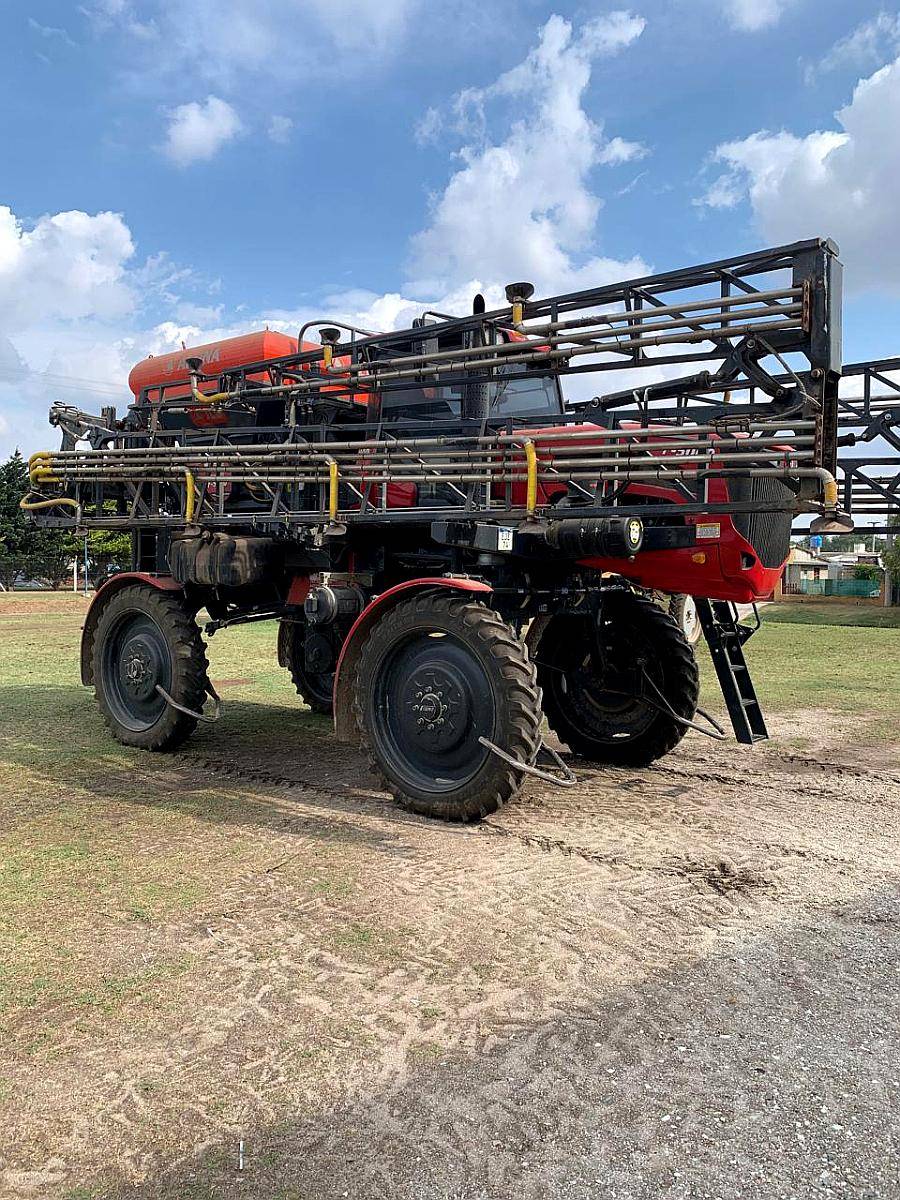 Fertilizadora/ Sembradora Ombu 𝙁-𝟱𝟬𝟬𝟬