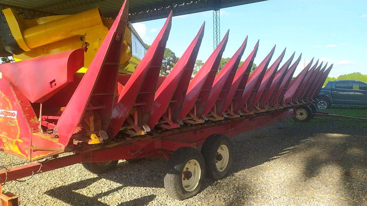 Cabezal Maicero Usado Marca Mainero de 16 a 52 cm