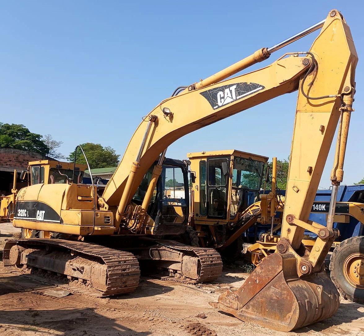 Excavadora Caterpillar Mod320cl, año 2006