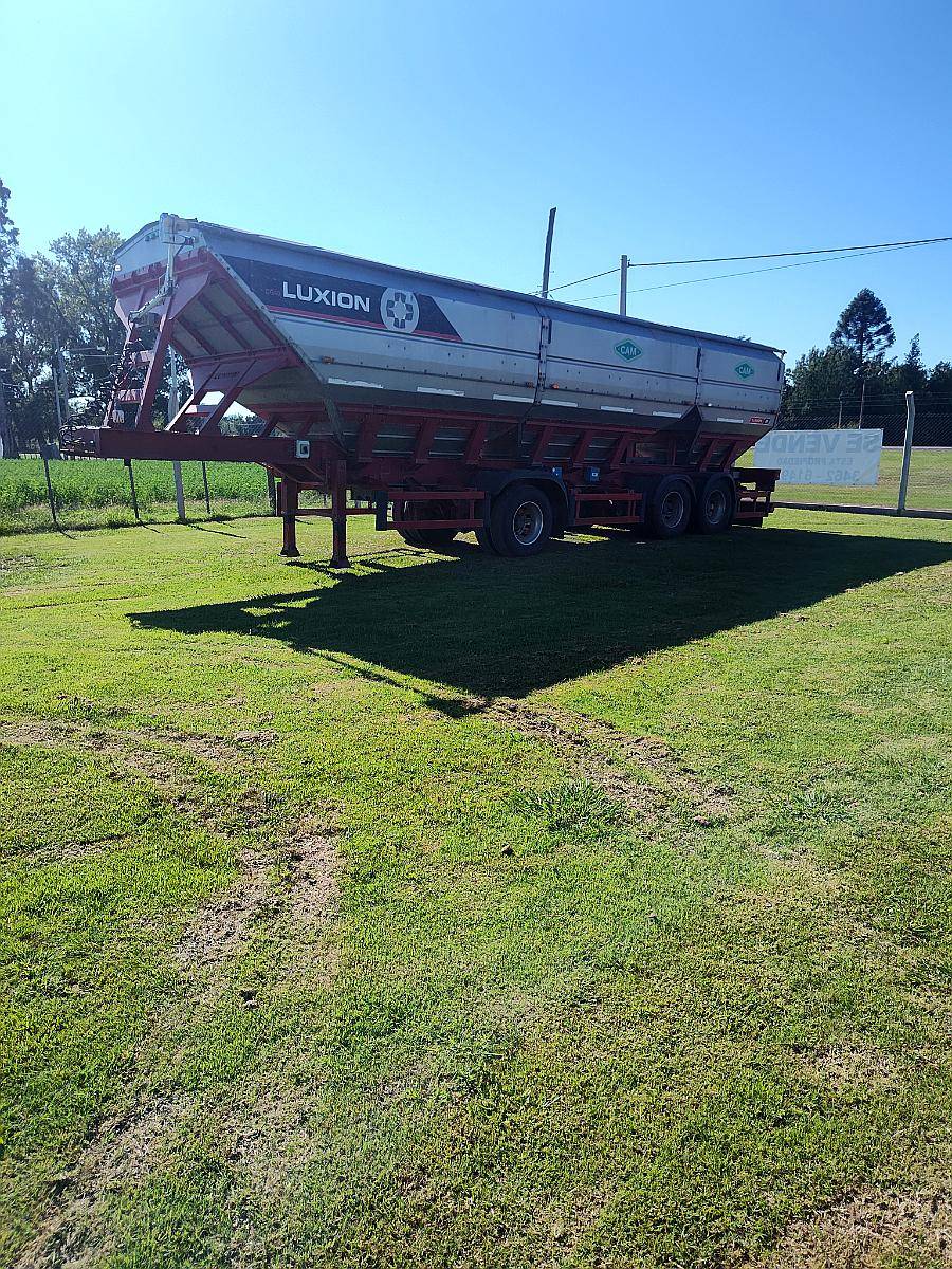 Semi para Semilla y Fertilizante, Luxion 2017