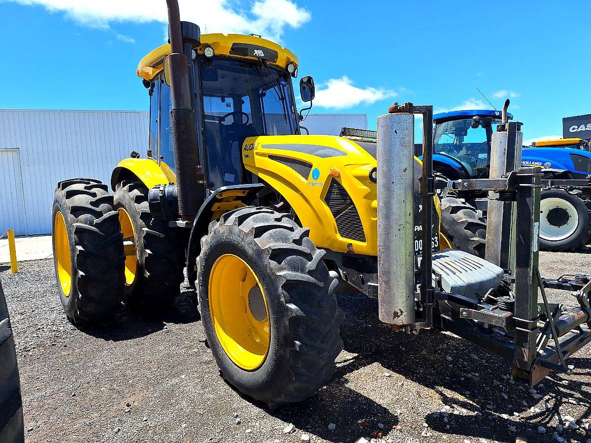 Usado - Pauny Audaz 2200 a - 4wd - Rod. Dual - 2019 - Piloto