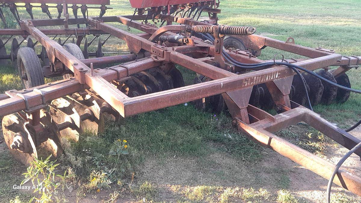 Rastra Desencontrada Schiarre 40 Discos con Cajon Sembrador