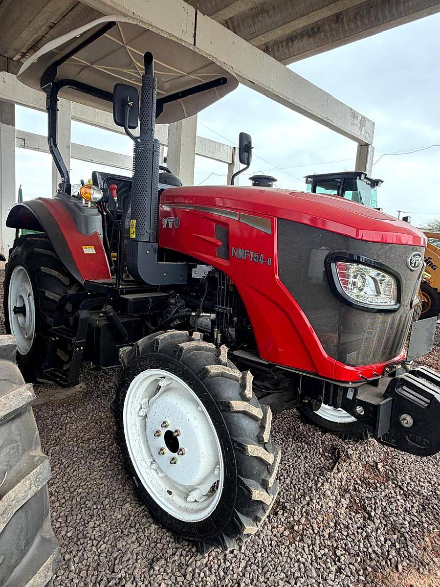 Tractor YTO 75 HP Mod NMF754-8