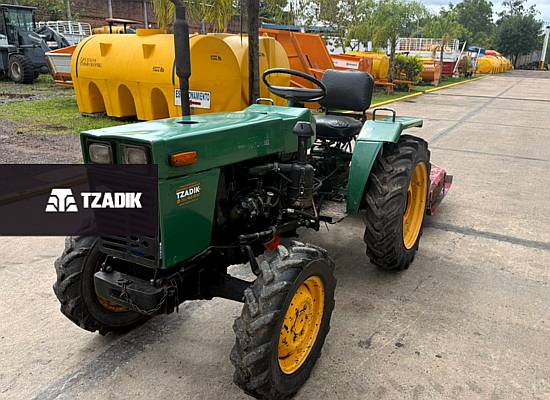 🚜 Tractor Jinma 25 HP con Desmalezadora Usado