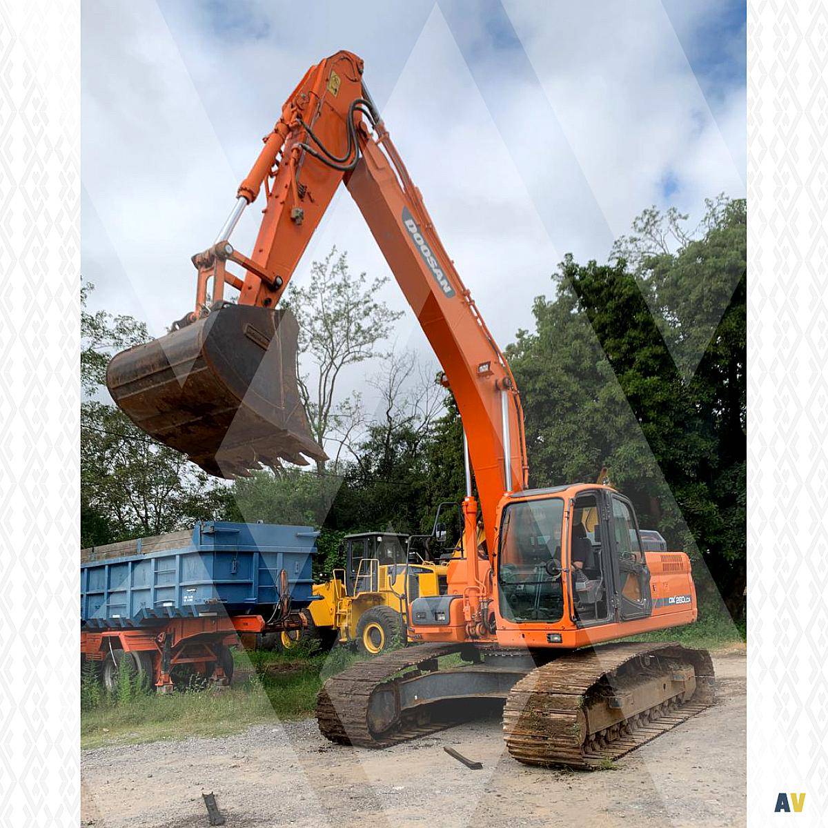 Excavadora Doosan DX 260 (id817)