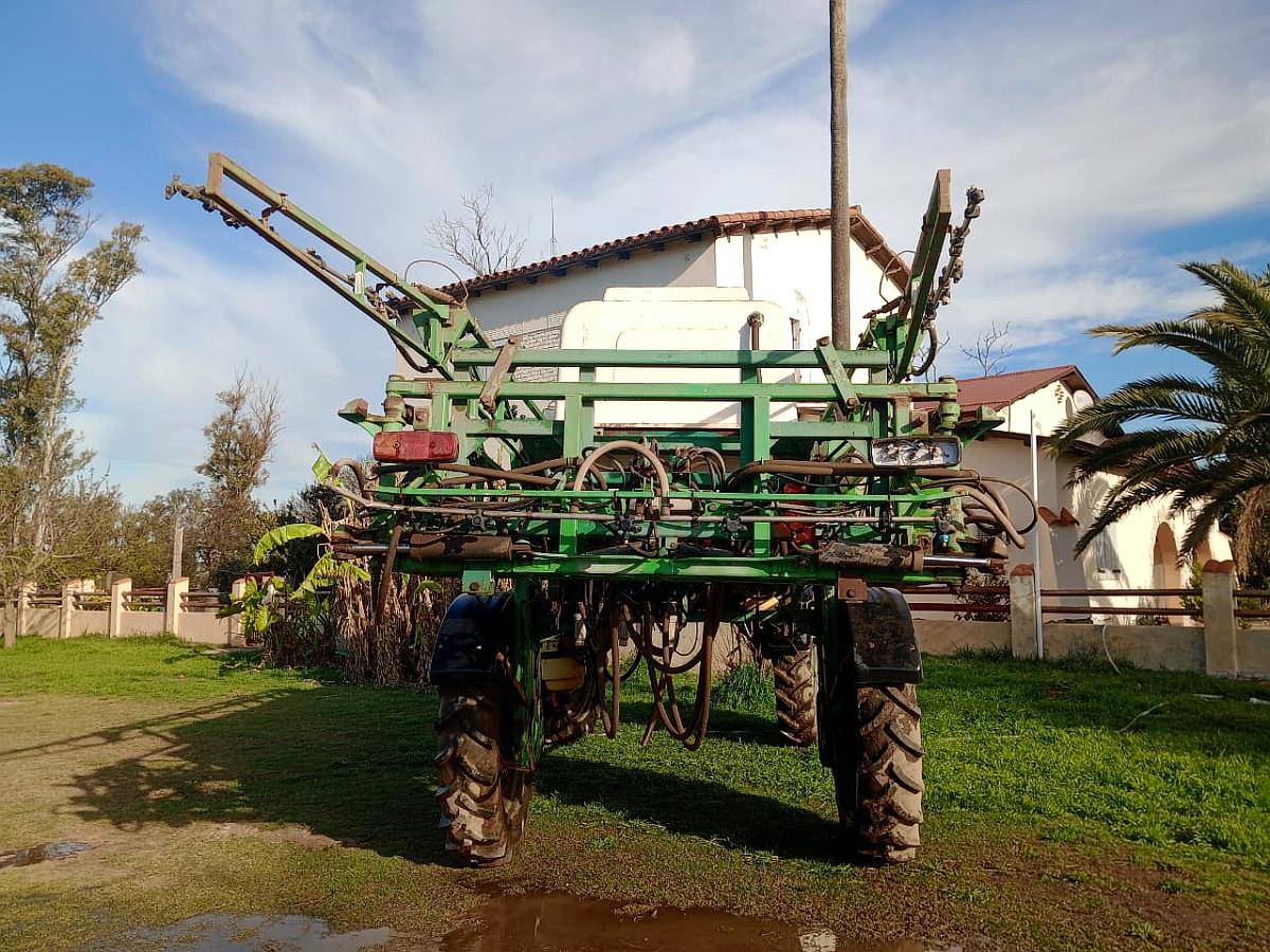 Fertilizadora Meralford 2011 24mts