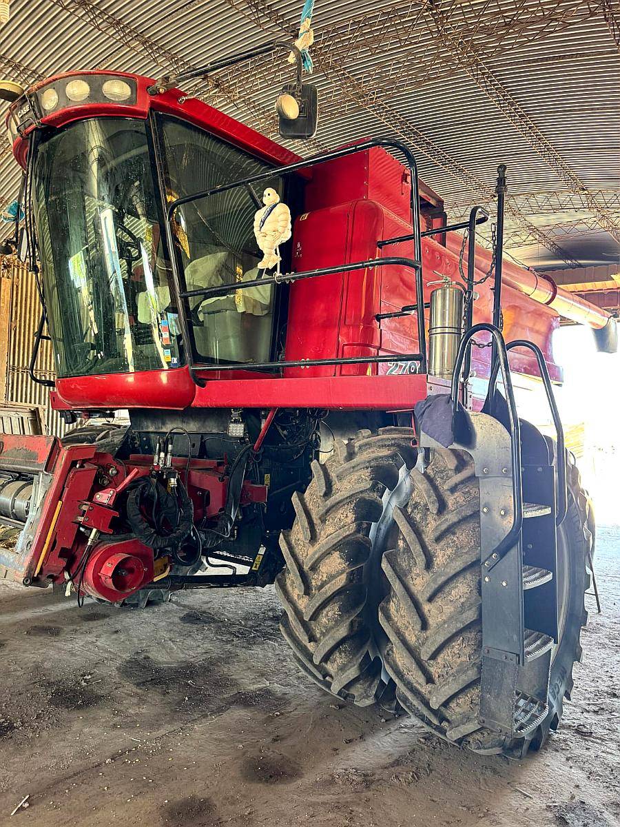 Cosechadora Case IH 2799 año 2011