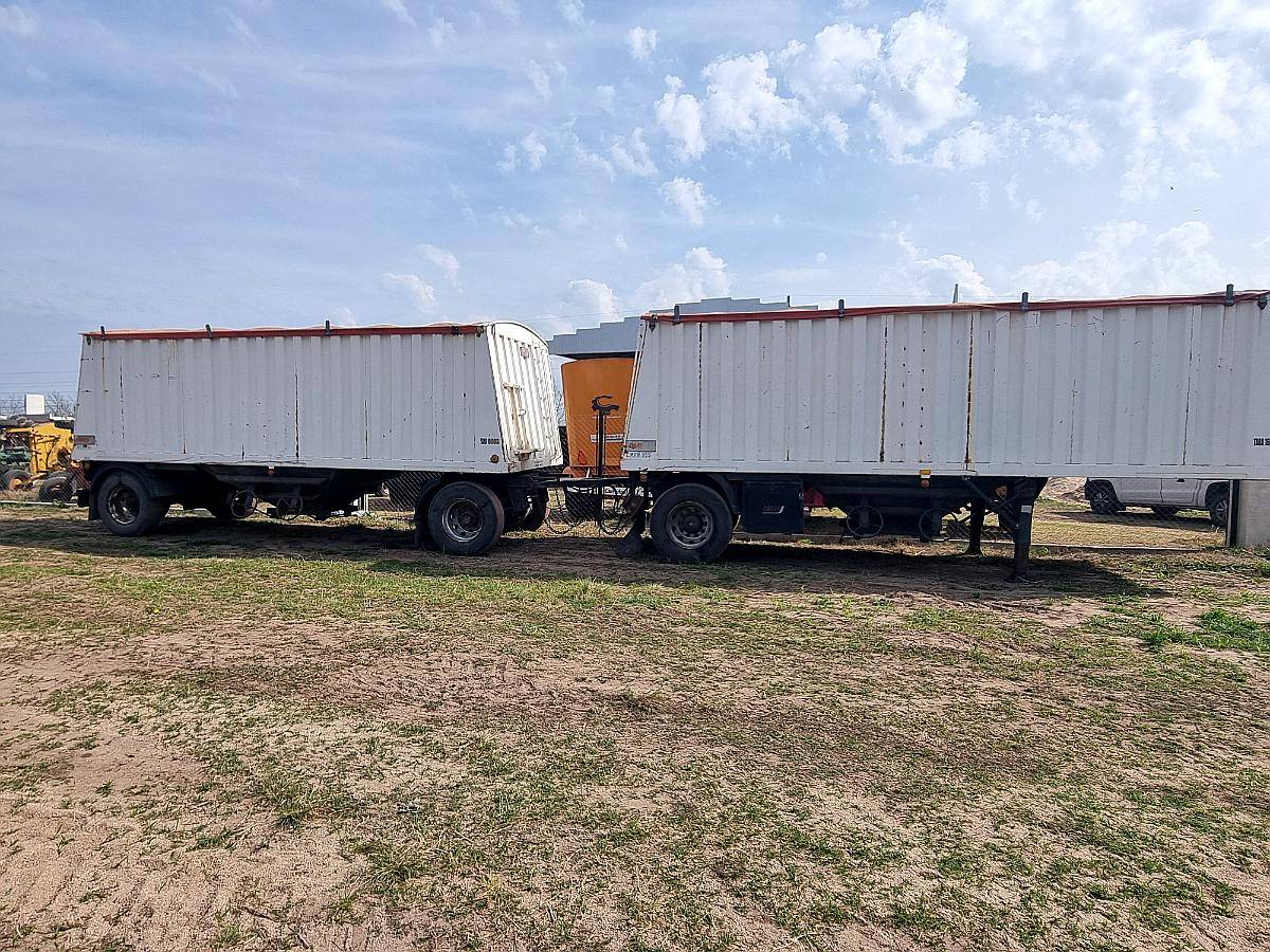 Equipo Tipo Full Trailer Acoplado de 2 Ejes y Semi de 1 Eje