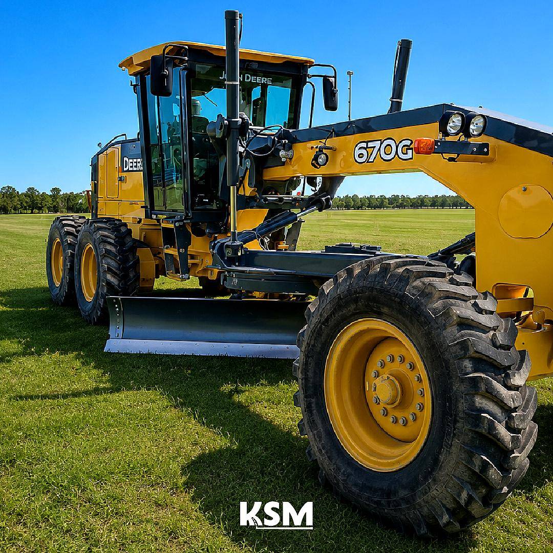 Motoniveladora John Deere 670g (id718)