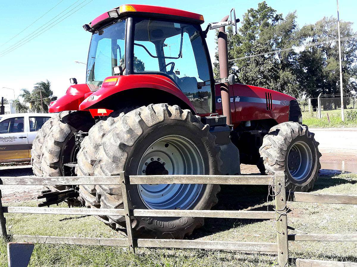 case-magnum-220-a-o-2007-a-o-2007-agroads