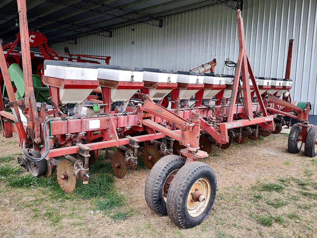 Sembradora Crucianelli Gringa IV de 10 a 70 con Monitor