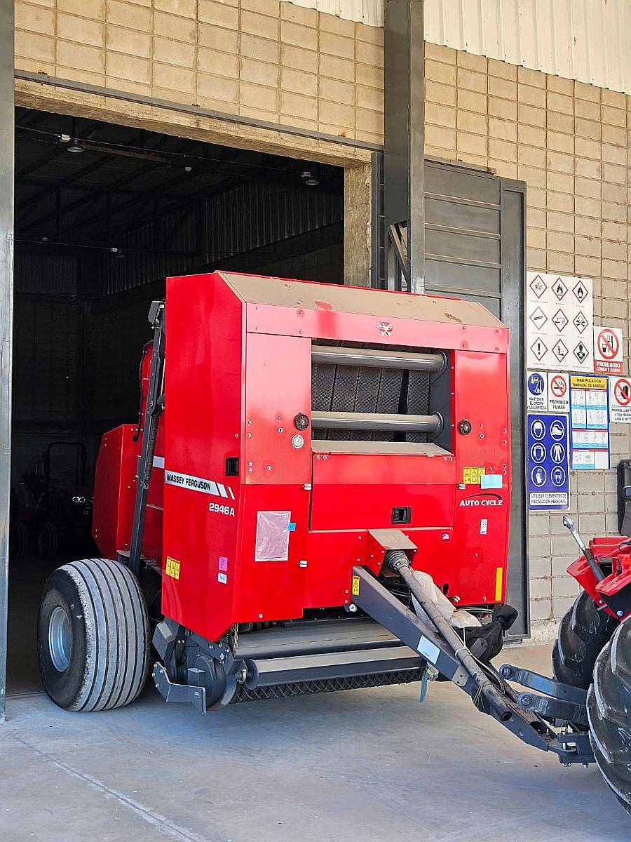 Rotoenfardadora Hesston 2946a Nueva