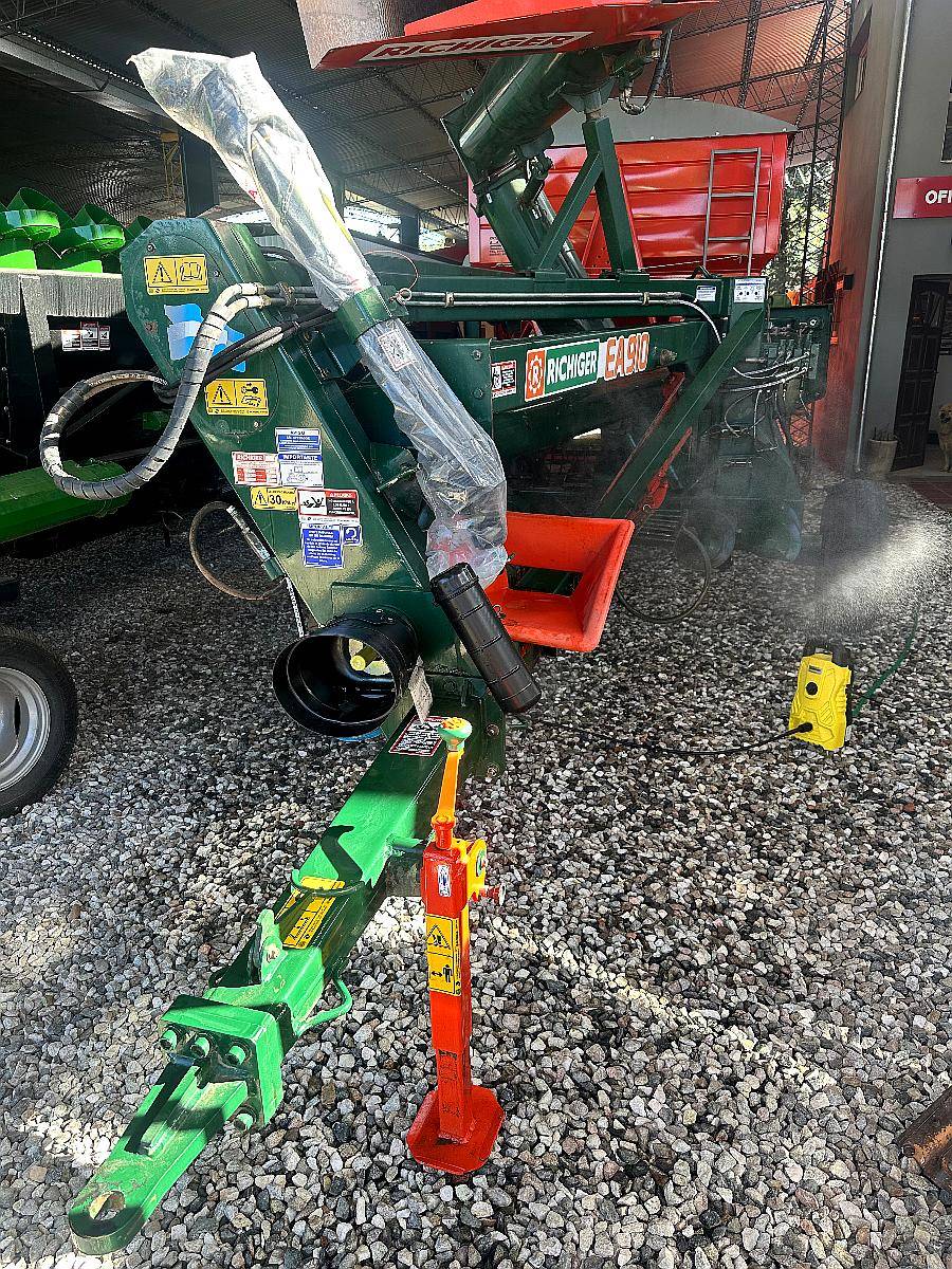 Extractora de Cereal Richiger Usada