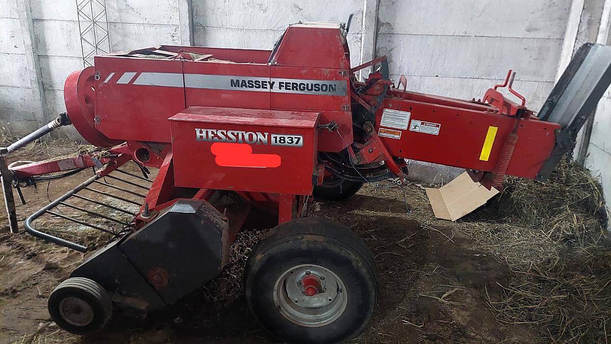 Enfardadora Massey Ferguson, Impecable
