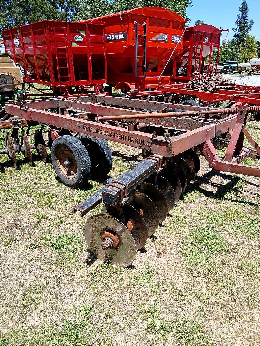 Rastra 42 Metalúrgica Argentina