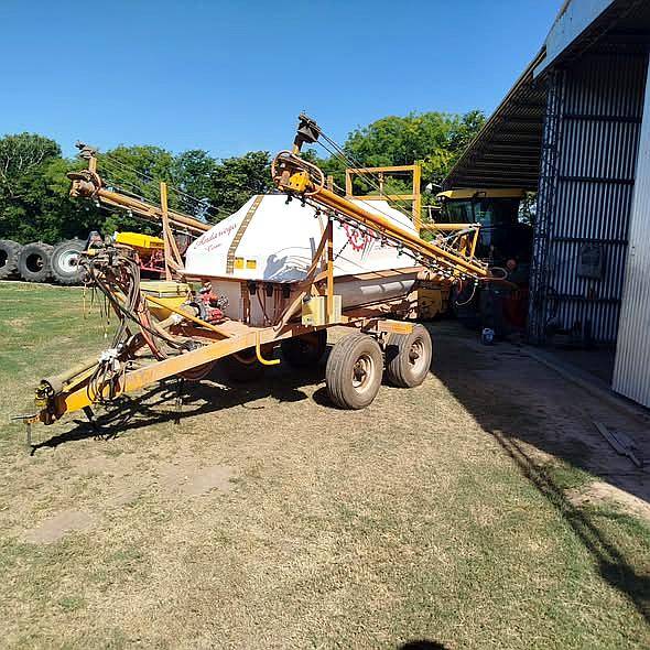 Fumigadora de Arrastre Praba Andariego 3000 L.