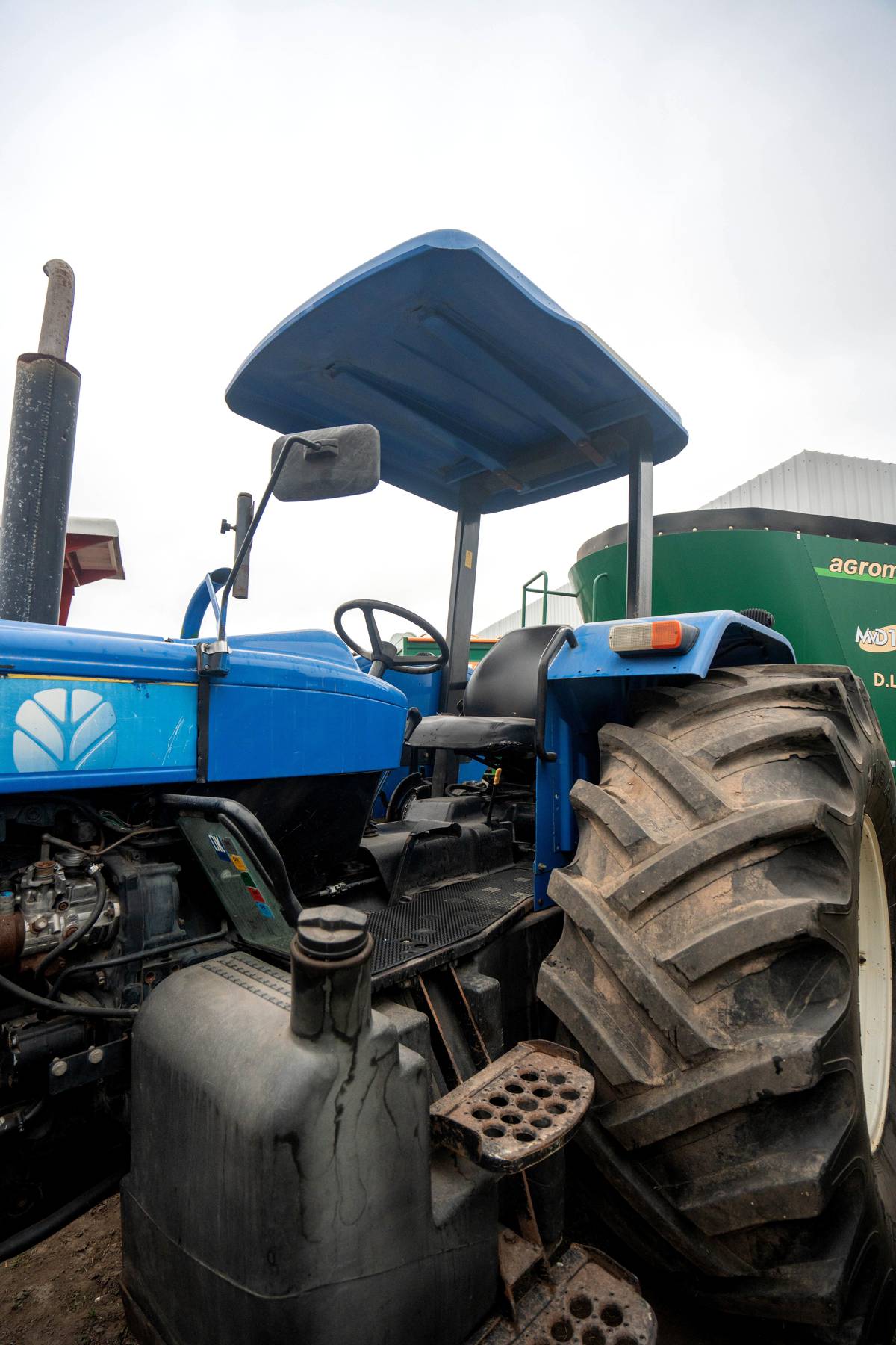 Tractor New Holland 8030