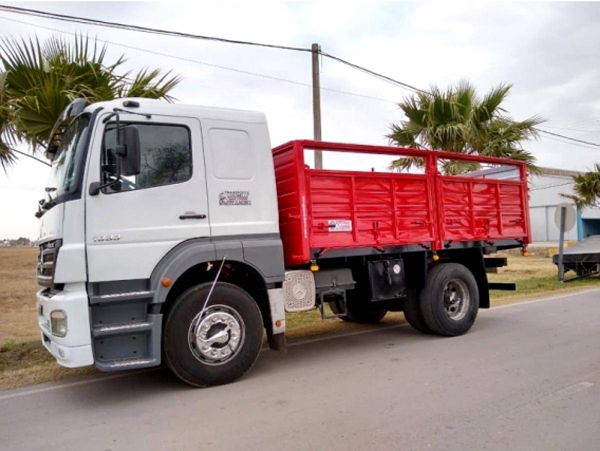 Carrocería Guajardo y Linares para Cereal
