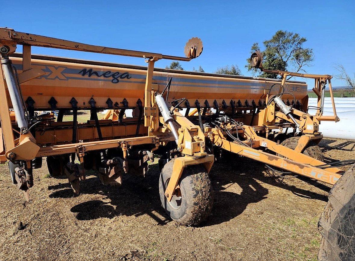 Sembradora Agrometal TX Mega Mecánica de 13 a 52 cm Grueso