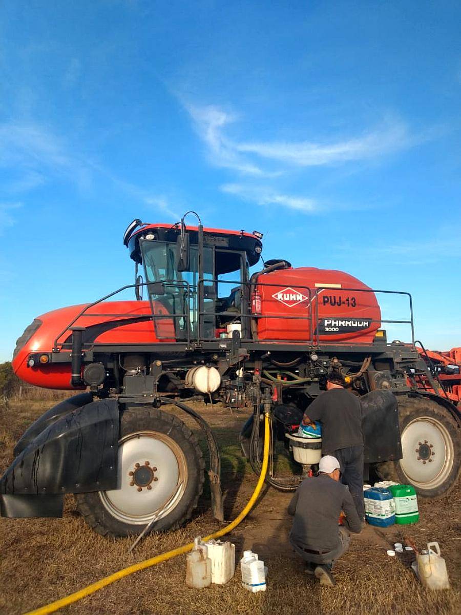 Pulverizadora Motris Marca Kuhn