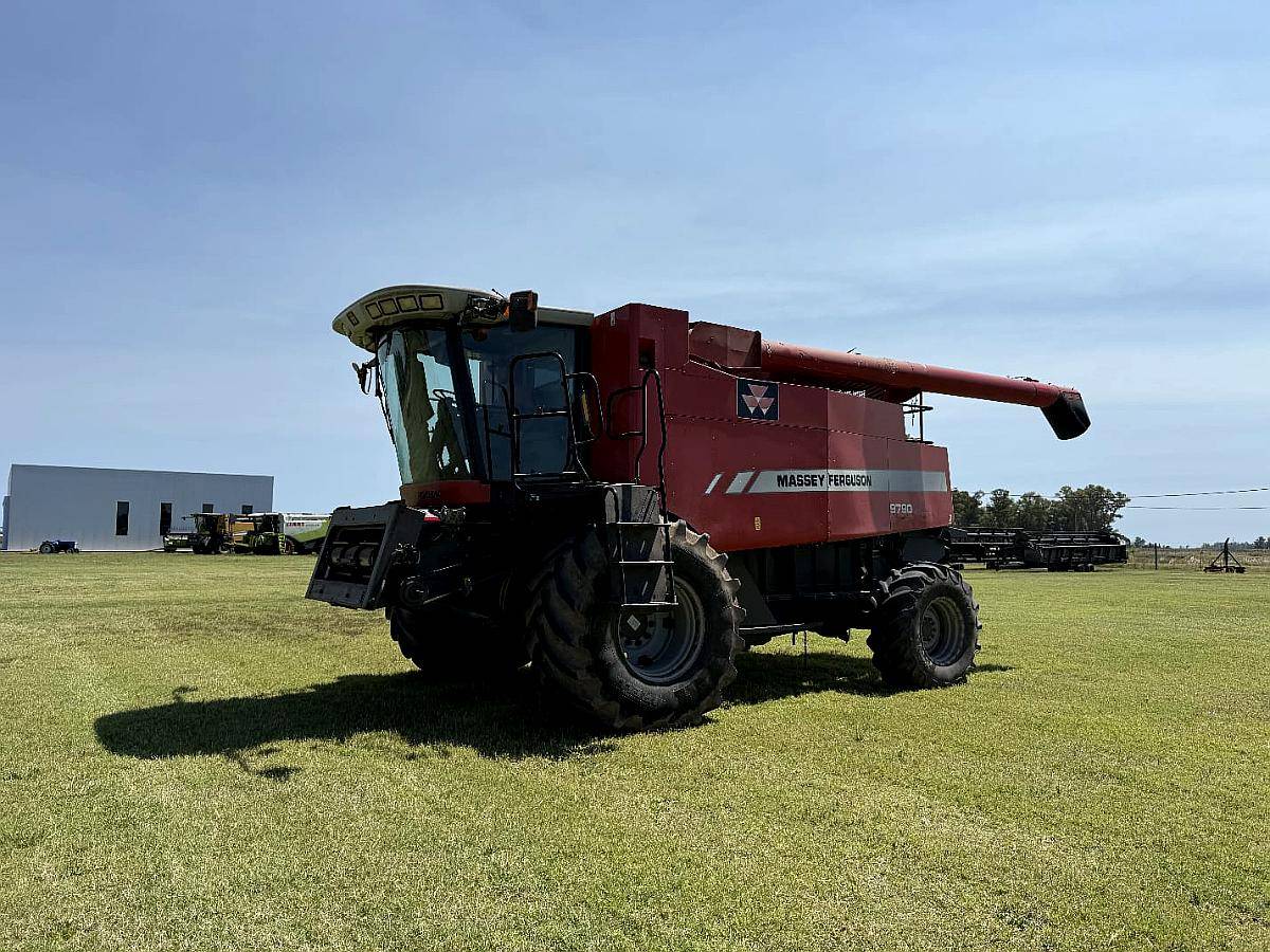 Massey Ferguson 9790 año 2012 Motor Sisu Doble Tracción