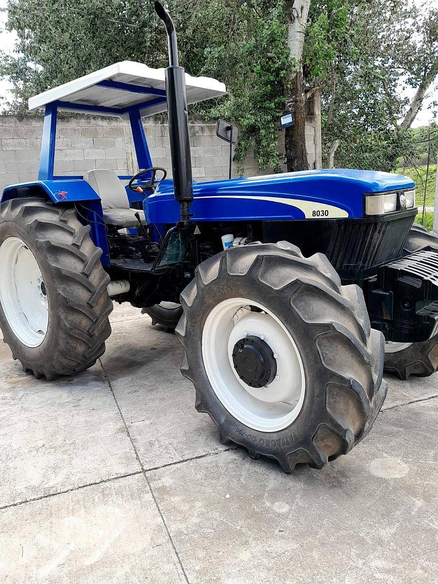 Tractor New Holland 8030