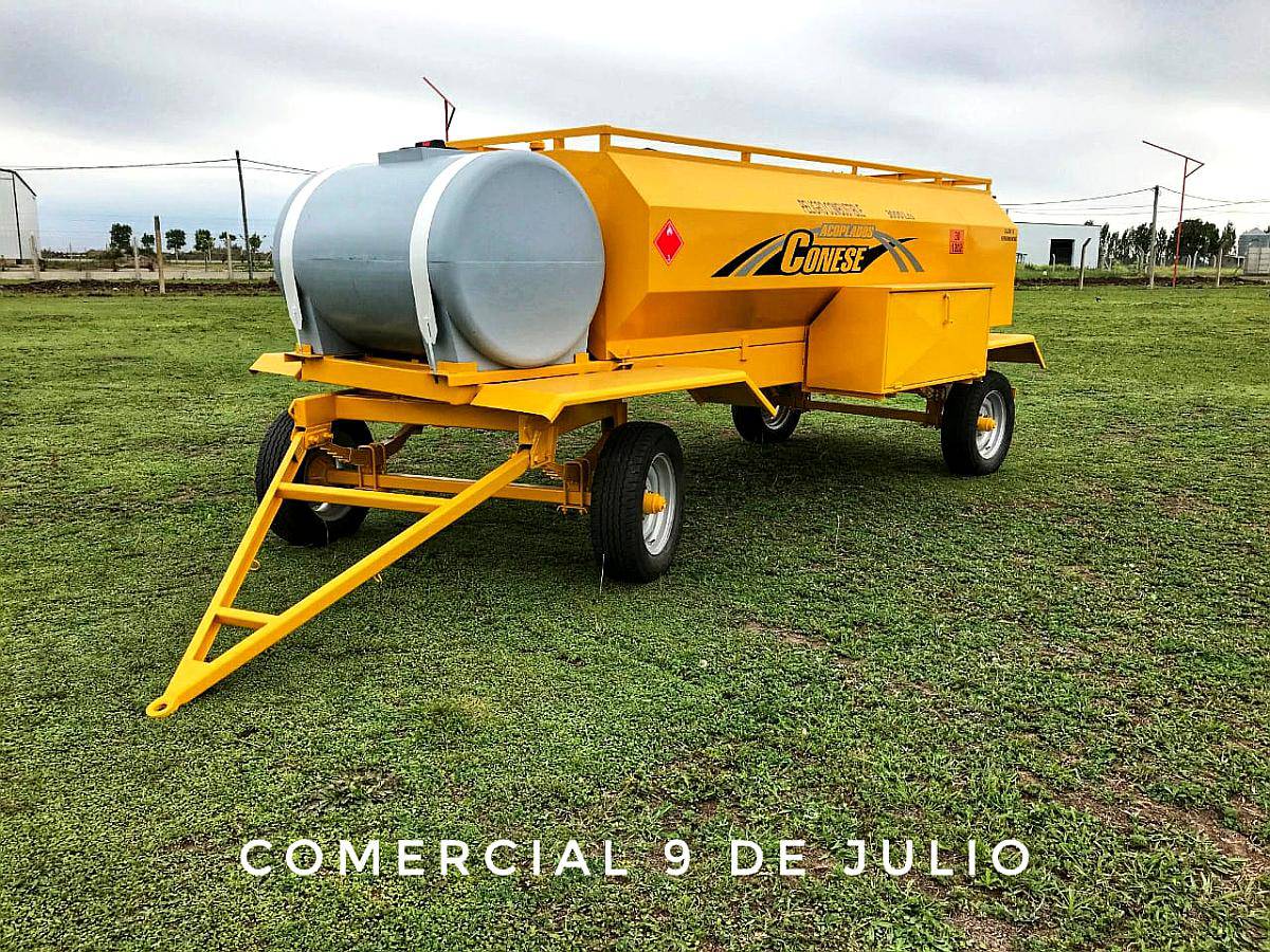 Acoplado Tanque Combinado 3000lts. Conese - 9 de Julio