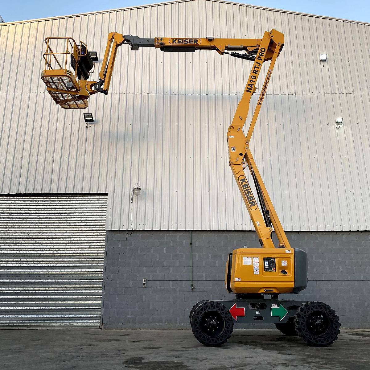 Alquiler Brazo Articulado Diesel 16m Haulotte JLG