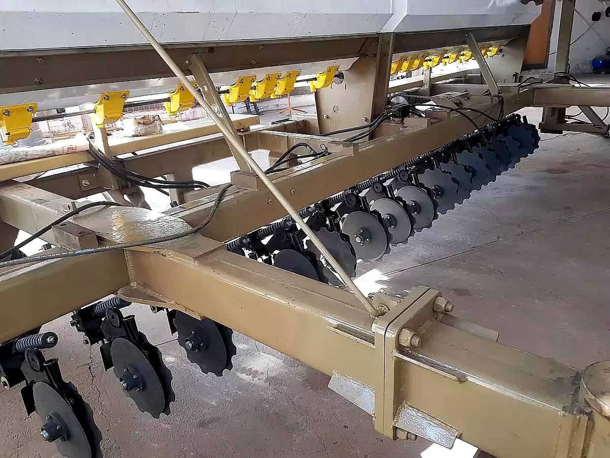 Fertilizadora Incorporadora Schiarre 70-52