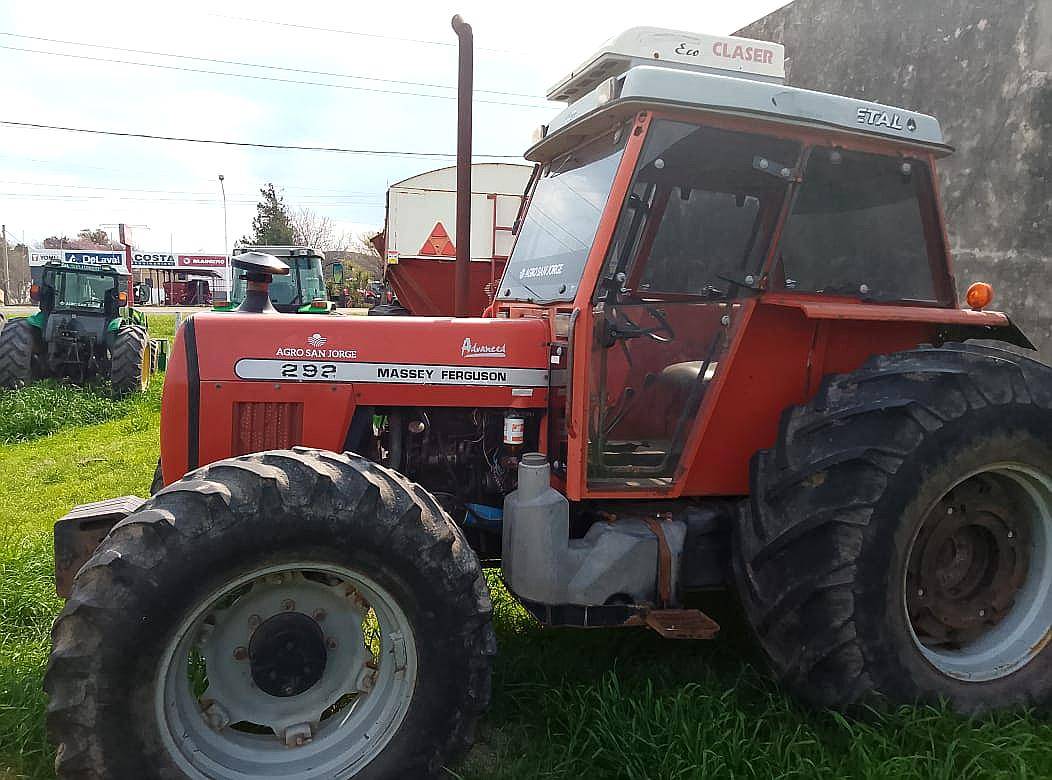Tractor Massey Ferguson 292 DT 120 HP año 2006