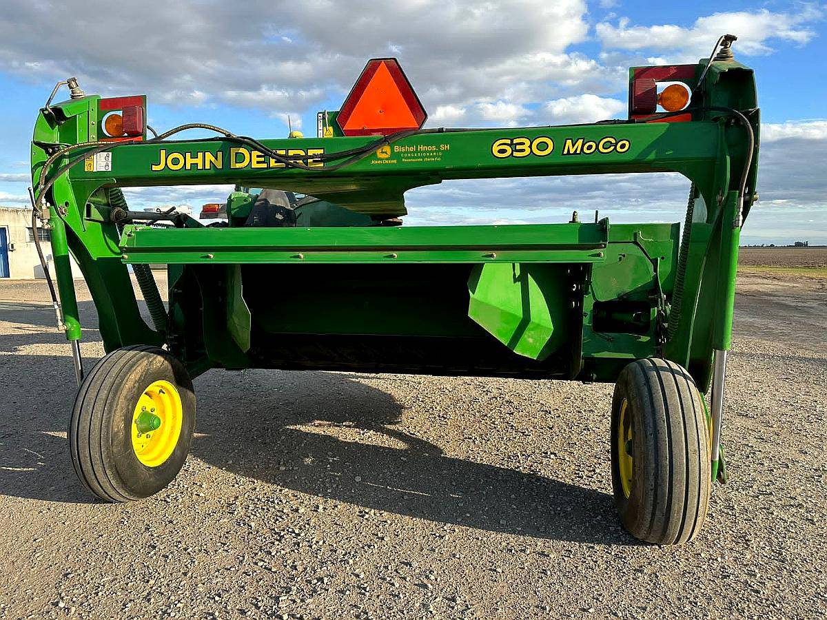 Segadora John Deere Moco 630 - año 2021 - Año: 2021 - Agroads