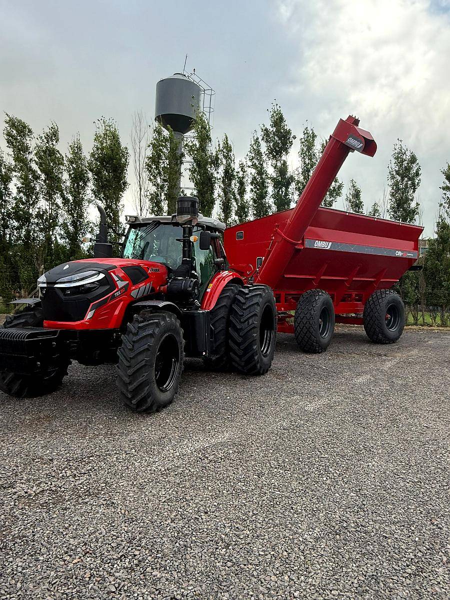 Tractor Traxor Ts2604+ Dual 260hp Cabina Lujo 3 Puntos