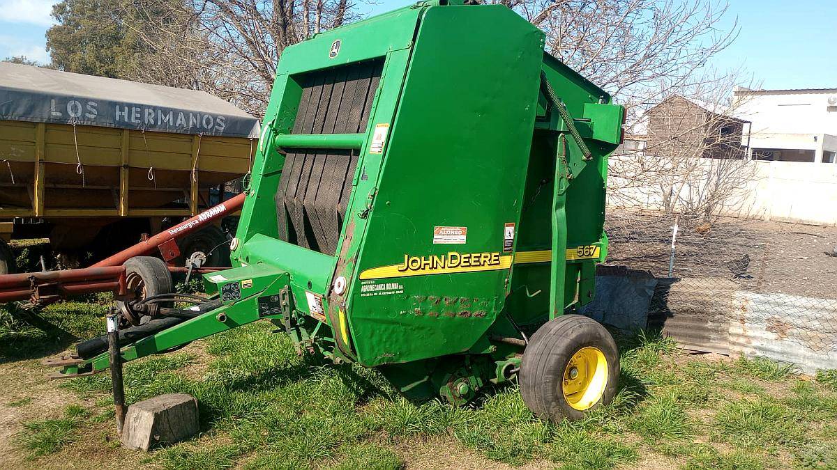 Vendo Arrolladora John Deere.
