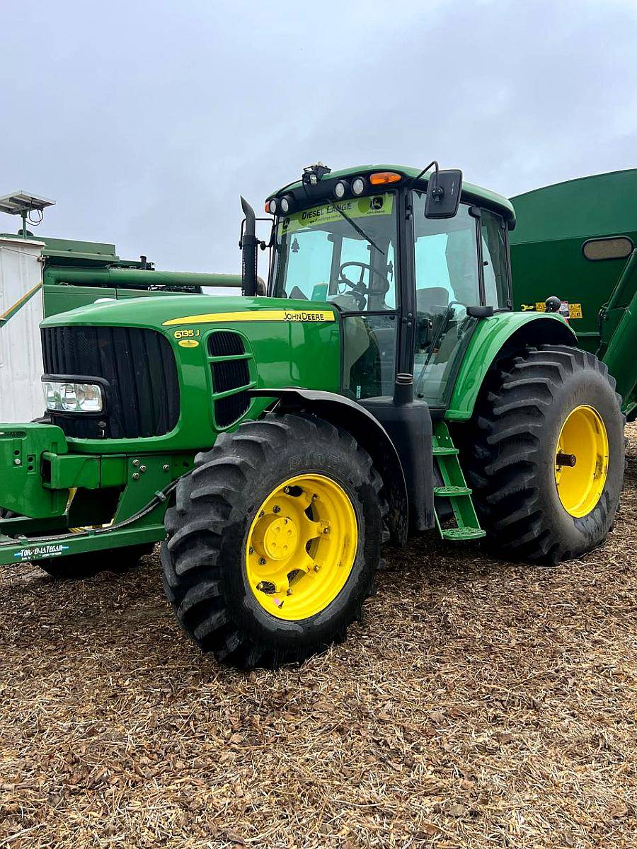 Tractor John Deere 6135j Mod. 2021 - Financiación Exclusiva