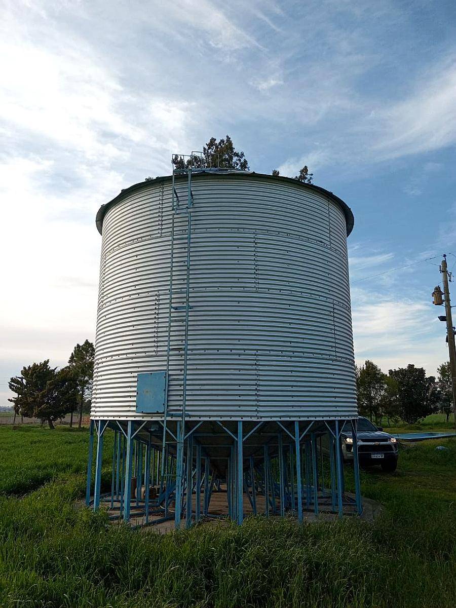 Silo Aereo Seminuevo de 700qq