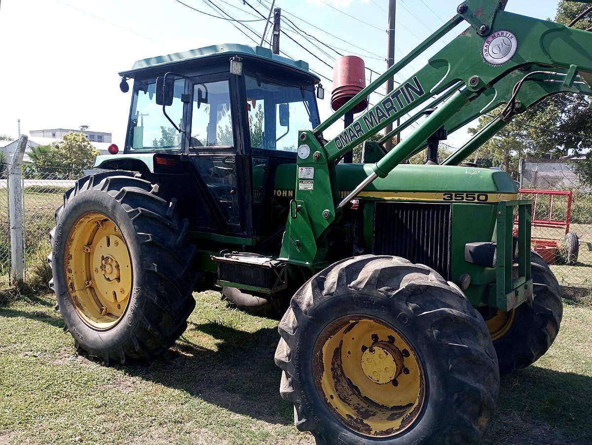 Tractor John Deere 3550