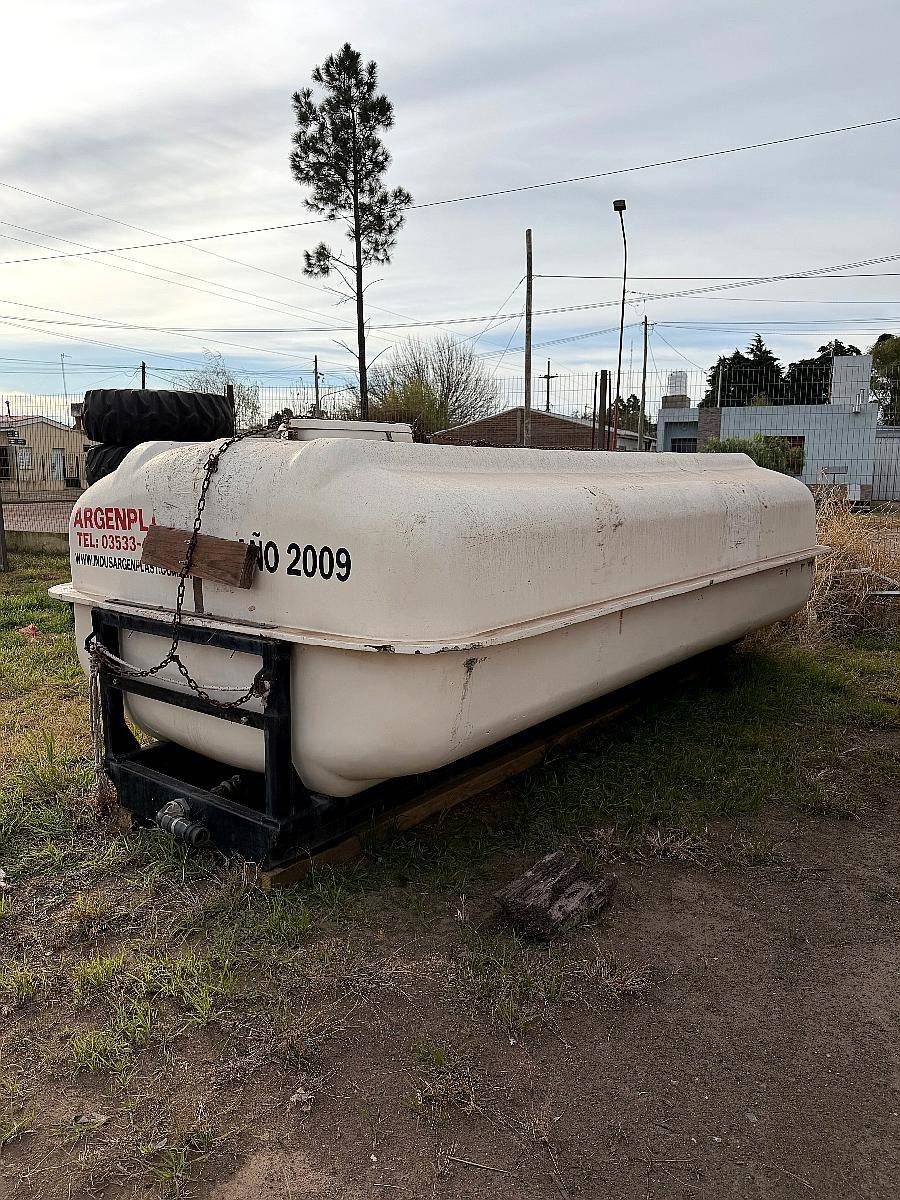 Tanque de Fibra con Catre para Agua 10 Mil Lts