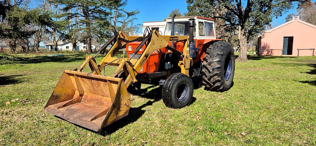 Tractor Fiat 1100 con Pala Frontal Impecable