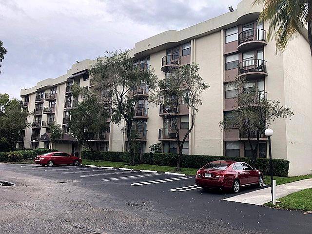 Vendo 2 Dptos en Miami, con Renta, Excelente Ubicacion.