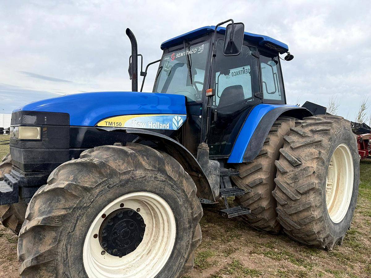 New Holland TM 150 - año 2004