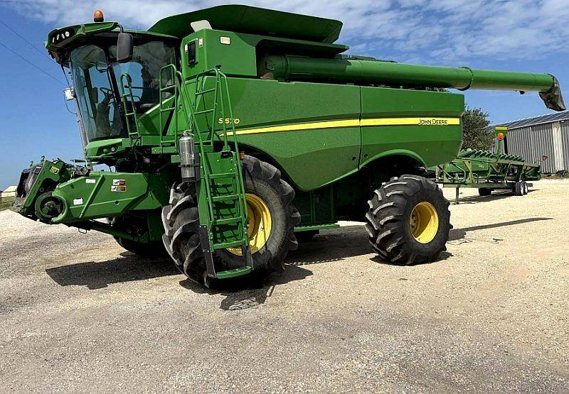 John Deere S670 Americana IVA Incluido, con Draper 635fd.