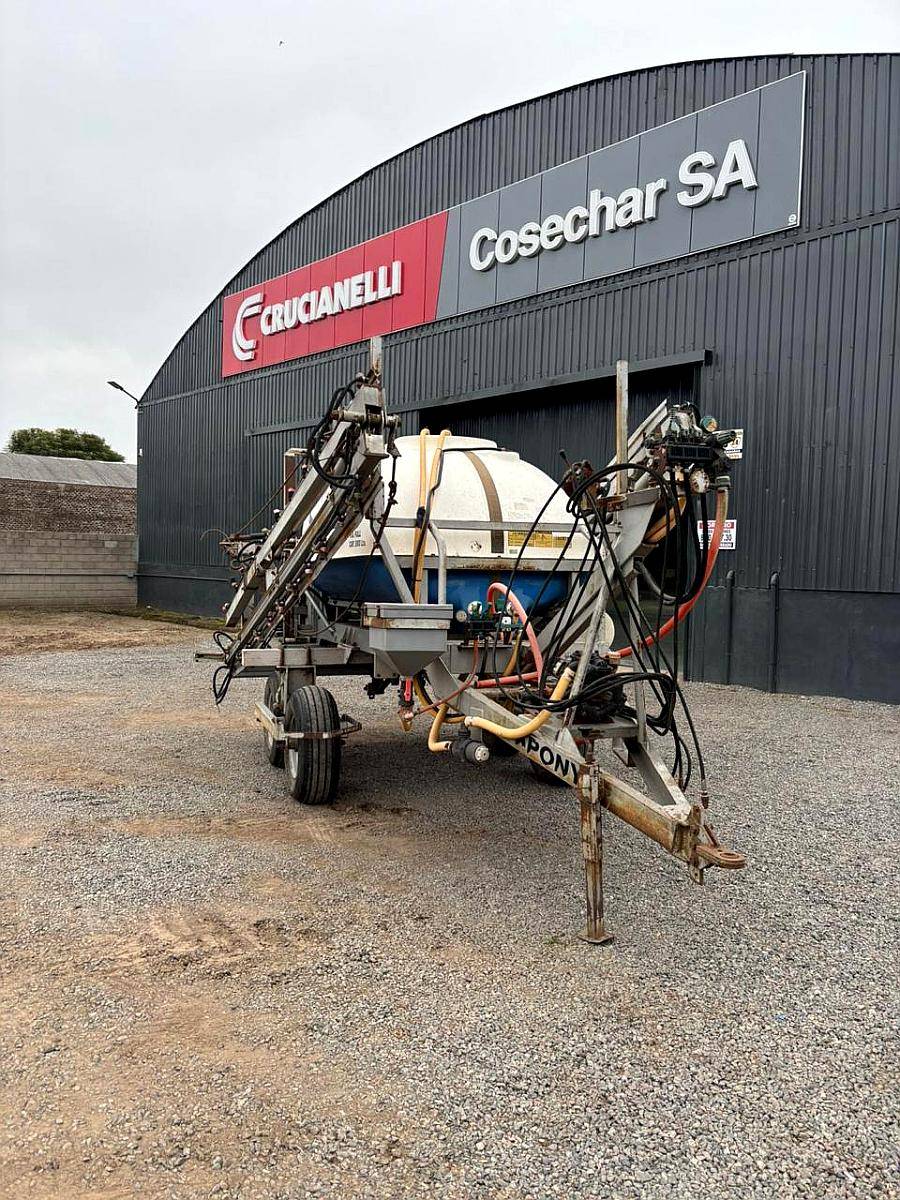 Pulverizador de Arrastre Pony 3000 Lts
