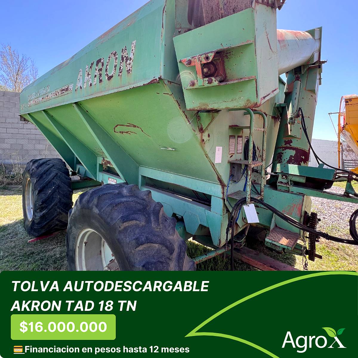Tolva Akron 16 TN con Balanza y Neumáticos