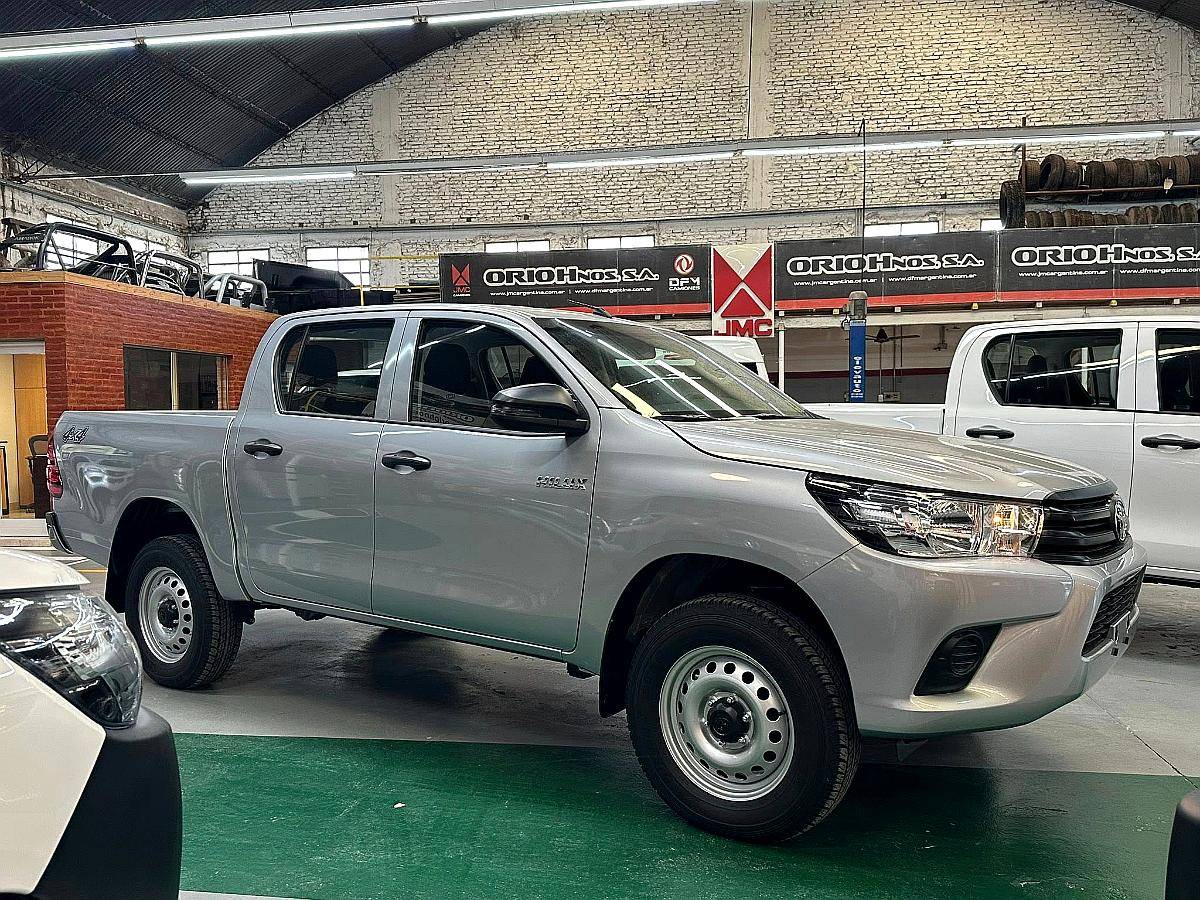 Hilux D/cabina 2.4 TDI Automatica DX 4X4 0km MY2026