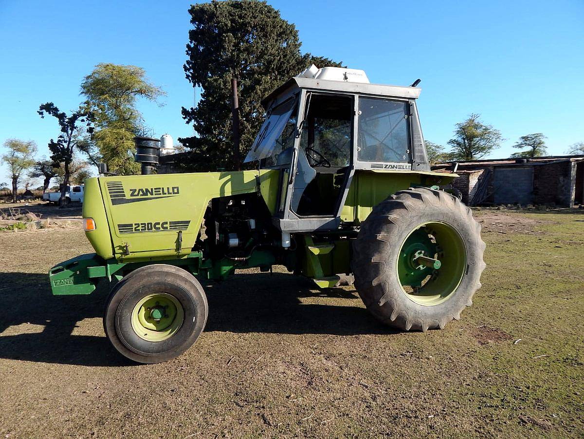 Tractor Zanello 220 CC en muy Buen Estado.