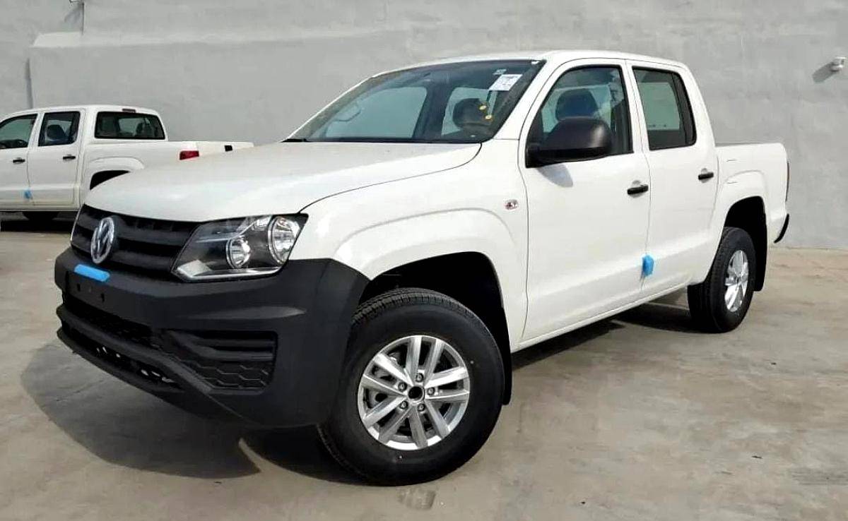 Amarok Trendline 4X2 0 km Año