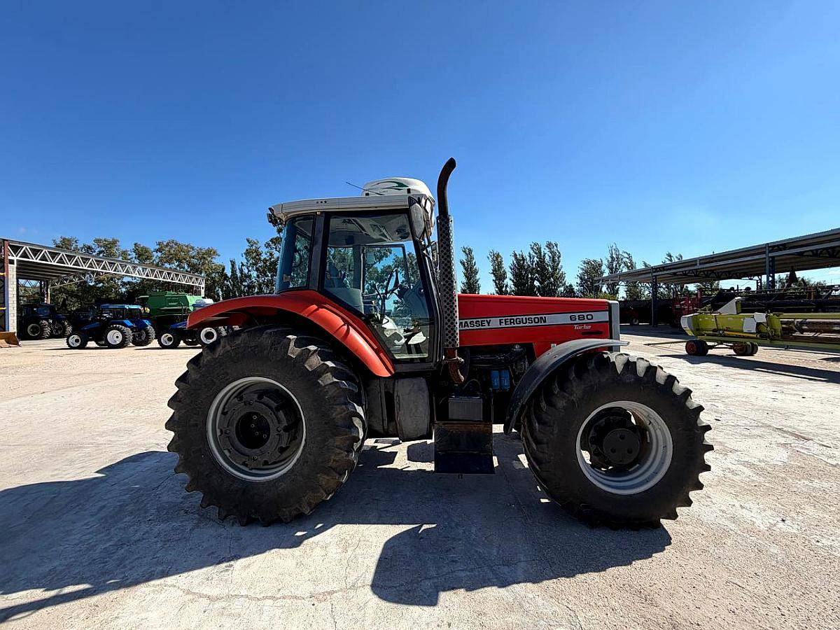 Tractor Massey Ferguson 680