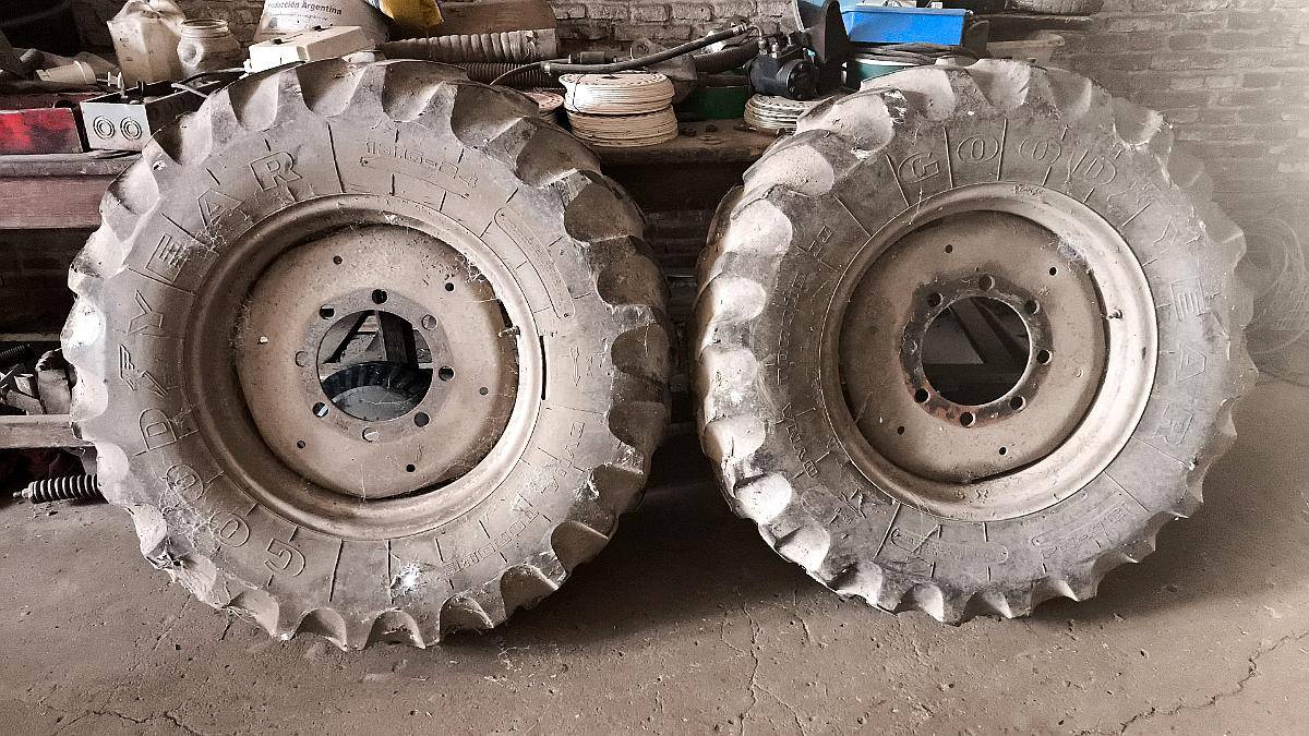 Cubiertas 13 6 24 Goodyear
