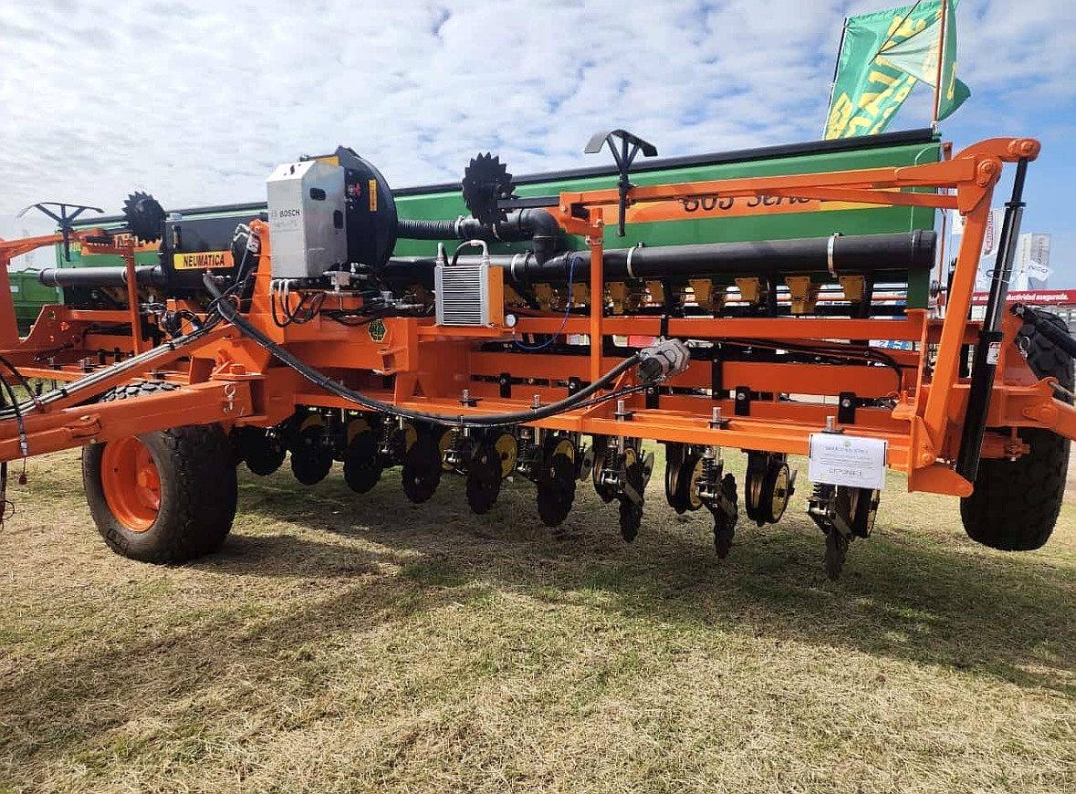 Sembradora Dumaire 805 Serie II de 14 a 52,5 cm Neumático